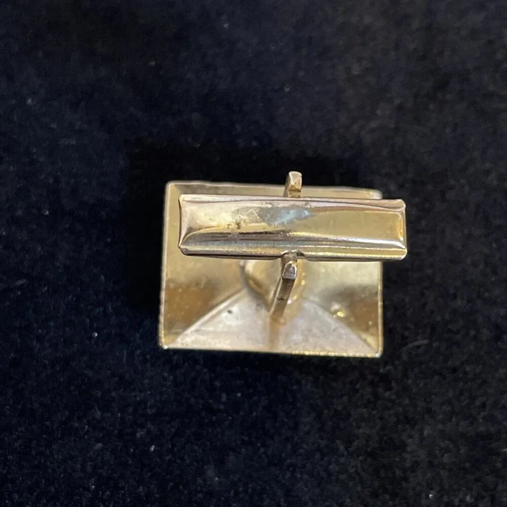 Gold Tone Starburst Pattern Bullet Back Cufflink Vintage 6/8 x 5/8 Rectangular